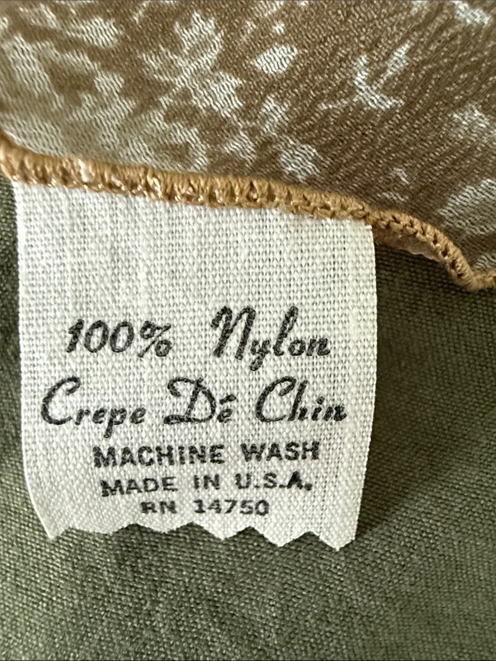 Vintage Unbranded Floral Crepe de Chine Scarf